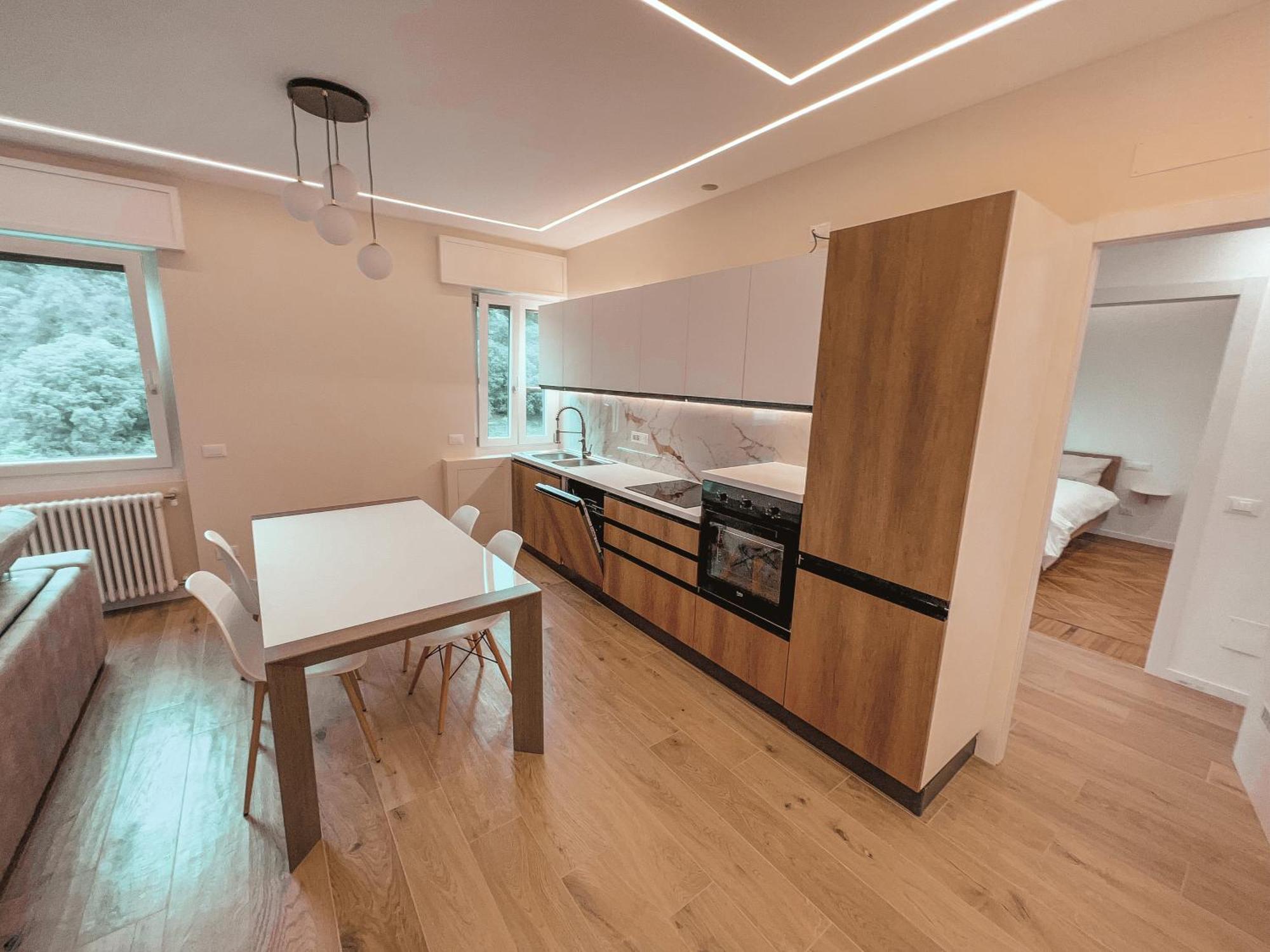 Apartamento Attici Alba E Tramonto Ospedale E Vista Brescia Exterior foto
